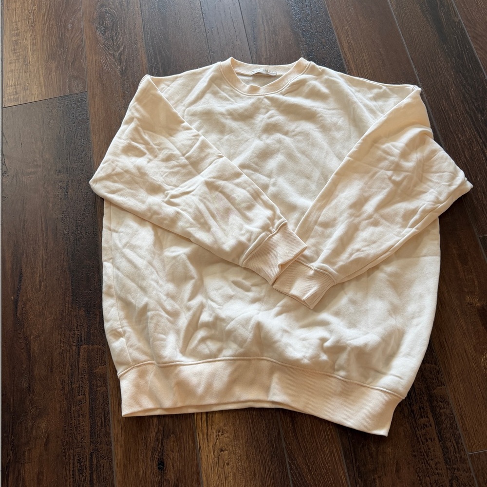 Zenana Outfitters Women's Cream Crewneck Top